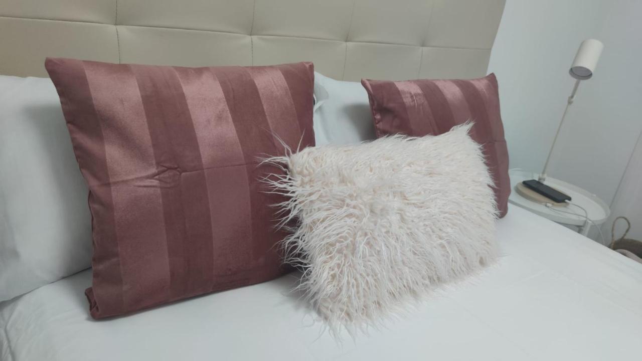 Casa Gascona Con Parking, Wifi Y Netflix Gratis!! By Delabra Apartments Oviedo Exterior foto